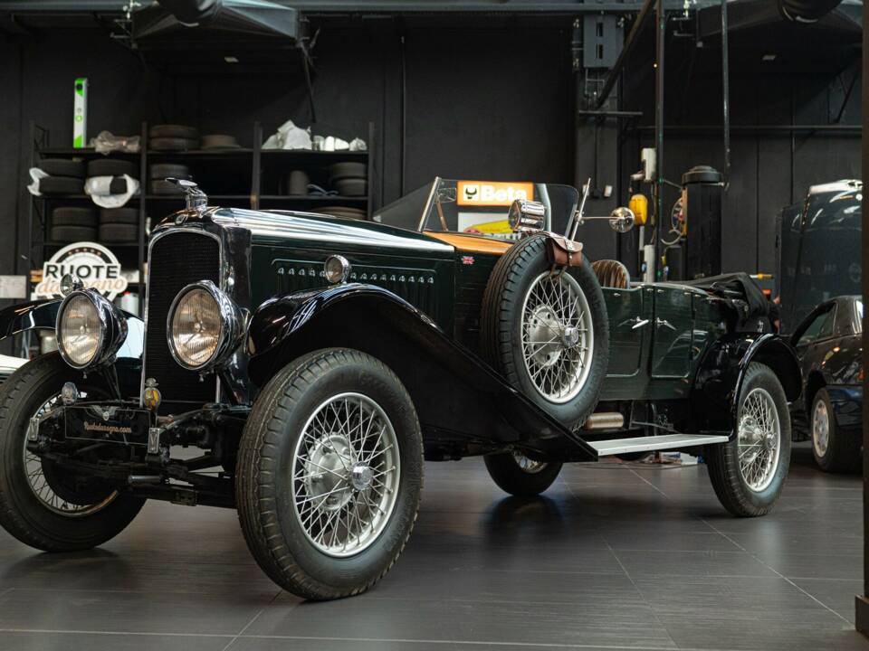 Immagine 2/50 di Vauxhall 20/60 T80 (1930)