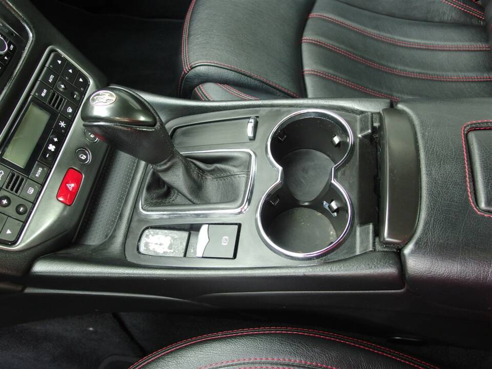 Afbeelding 59/100 van Maserati GranTurismo S (2010)
