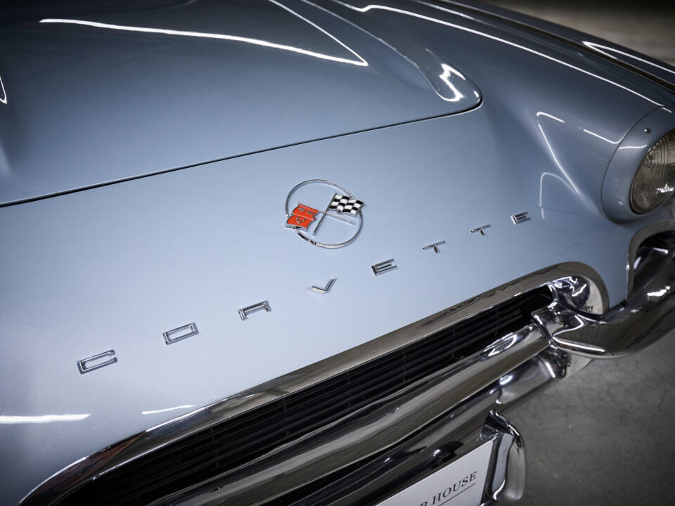 Image 24/78 of Chevrolet Corvette (1962)