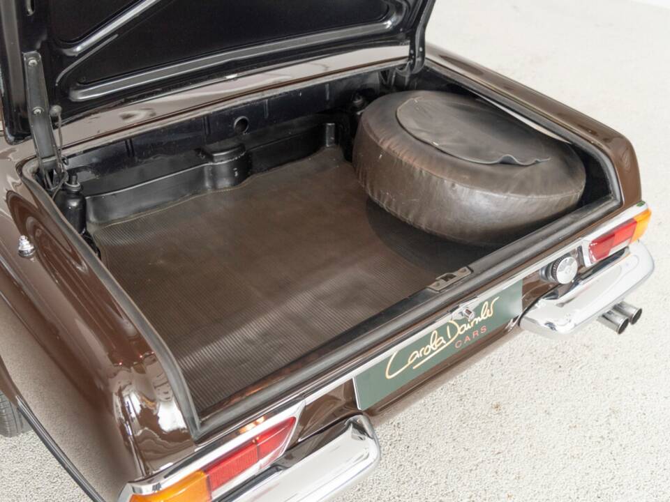 Image 28/30 of Mercedes-Benz 280 SL (1970)