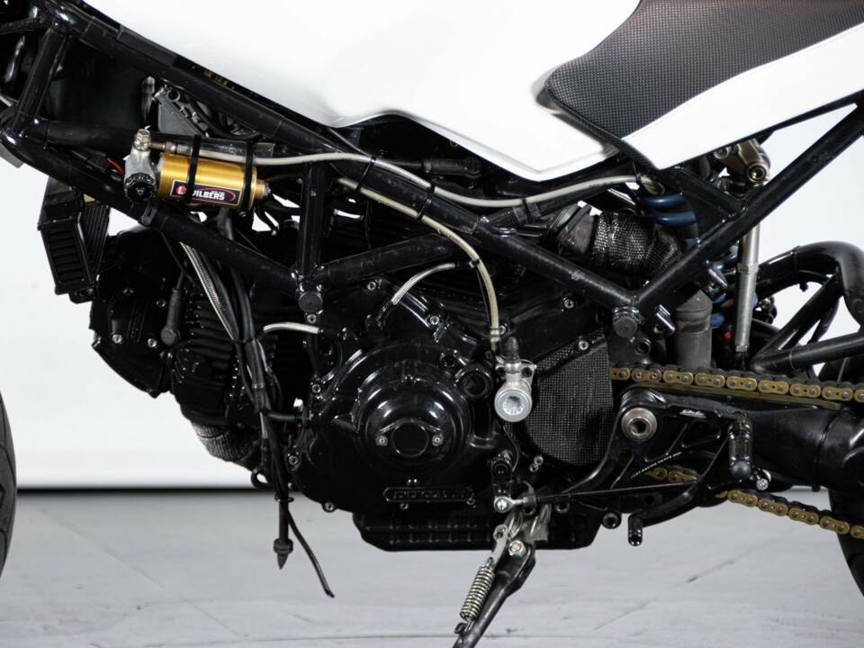 Immagine 24/50 di Ducati DUMMY (1998)