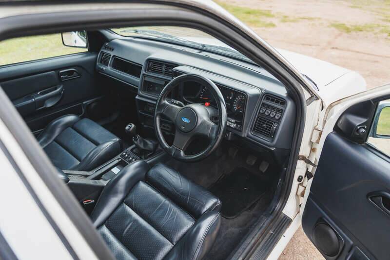 Image 2/50 of Ford Sierra Cosworth 4x4 (1991)
