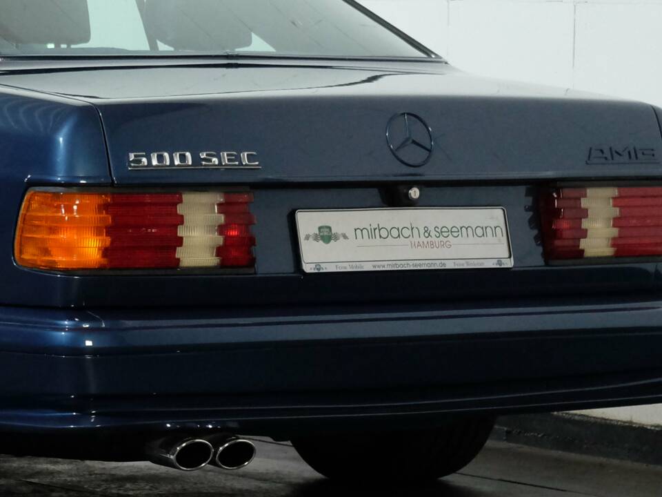 Image 23/29 of Mercedes-Benz 500 SEC (1985)