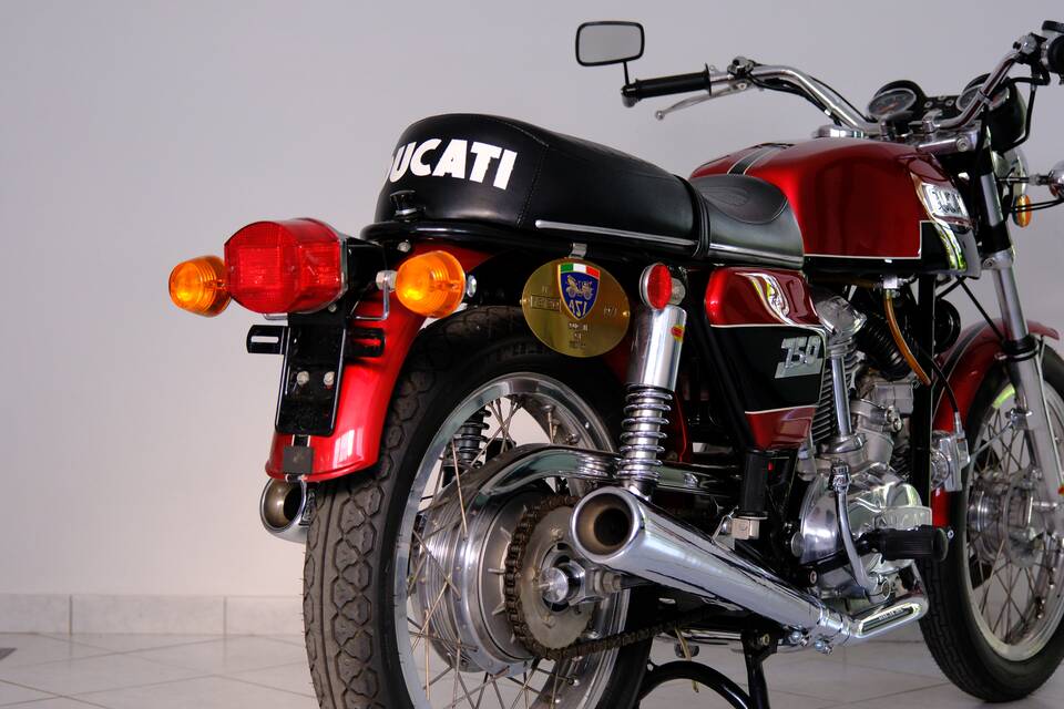 Immagine 86/96 di Ducati 750 GT (1974)