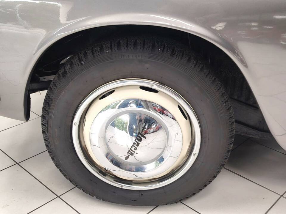 Afbeelding 24/55 van Lancia Flaminia GT 2.5 3C Touring (1963)