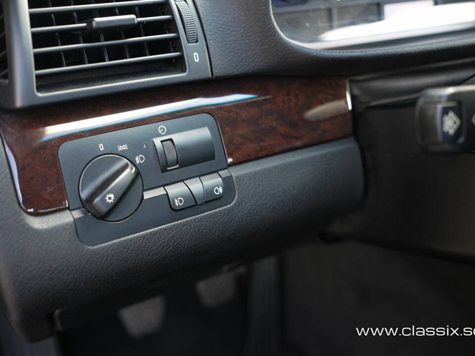 Immagine 23/29 di ALPINA B3 3.3 (2000)