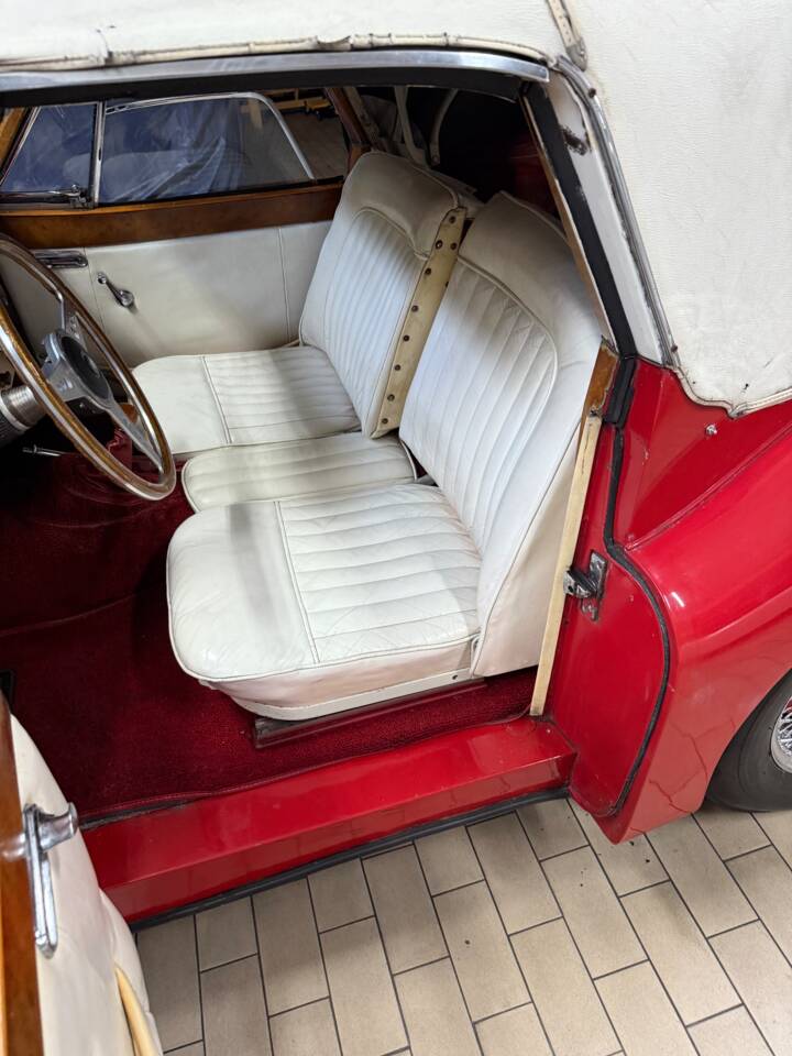 Image 5/14 of Jaguar XK 140 SE DHC (1956)