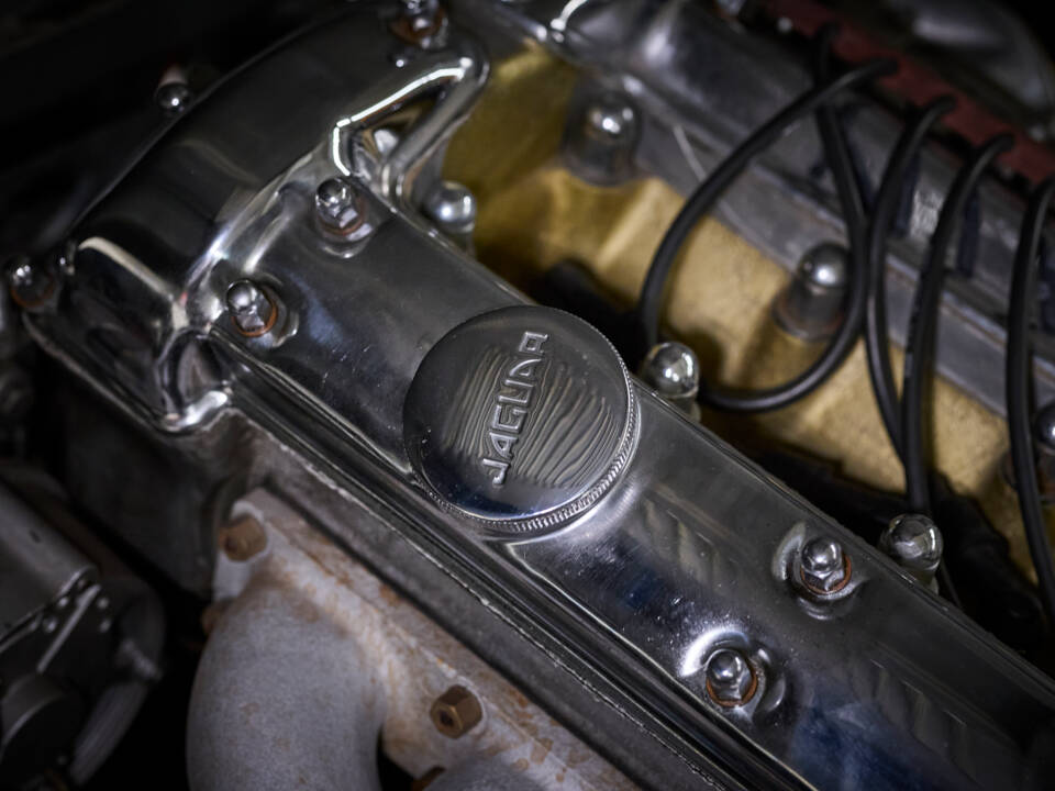 Immagine 77/99 di Jaguar E-Type 3.8 (1964)