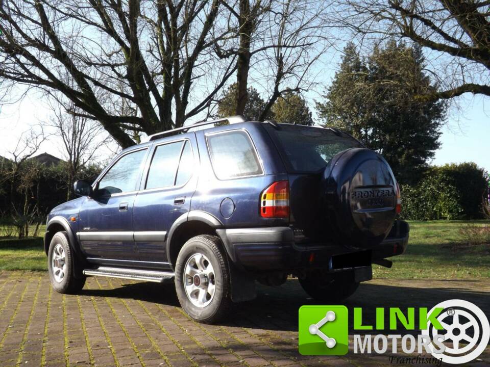 Bild 5/10 von Opel Frontera 2.2. DTI 16V (1999)