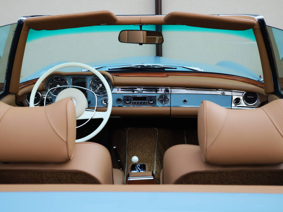 Afbeelding 22/40 van Mercedes-Benz 280 SL (1970)