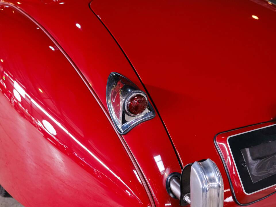 Bild 14/46 von Jaguar XK 120 FHC (1952)