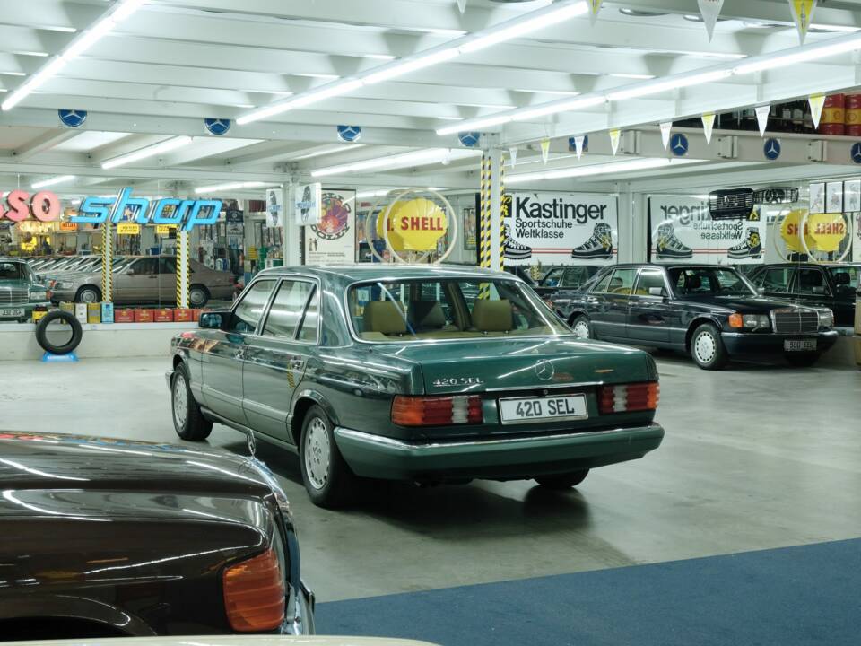 Bild 48/50 von Mercedes-Benz 420 SEL (1990)