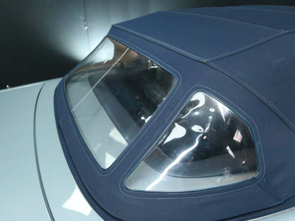 Image 23/30 of Mercedes-Benz 380 SL (1985)