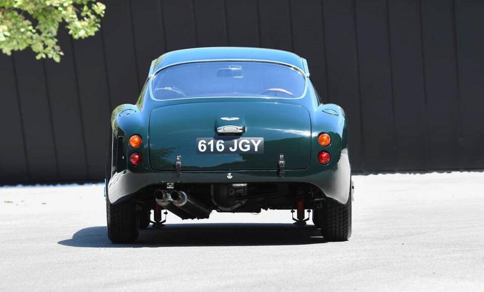 Image 5/28 de Aston Martin DB 4 GT Zagato (1961)