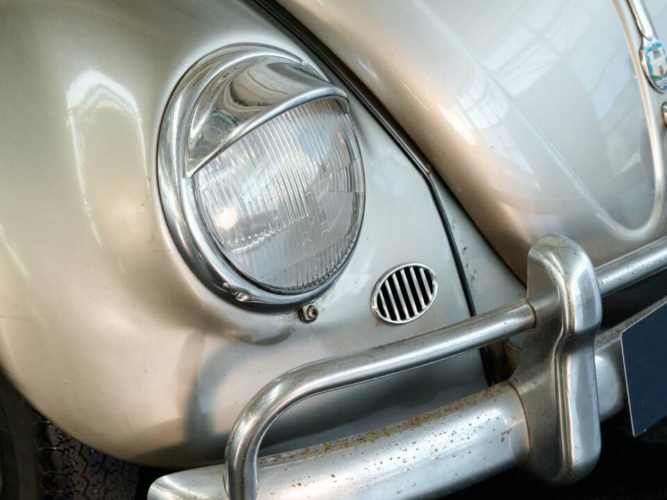 Bild 25/50 von Volkswagen Käfer 1200 Cabriolet (1957)