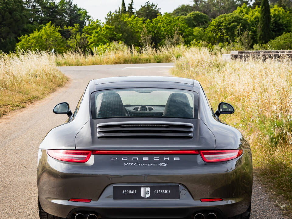 Image 48/50 of Porsche 911 Carrera 4S (2013)