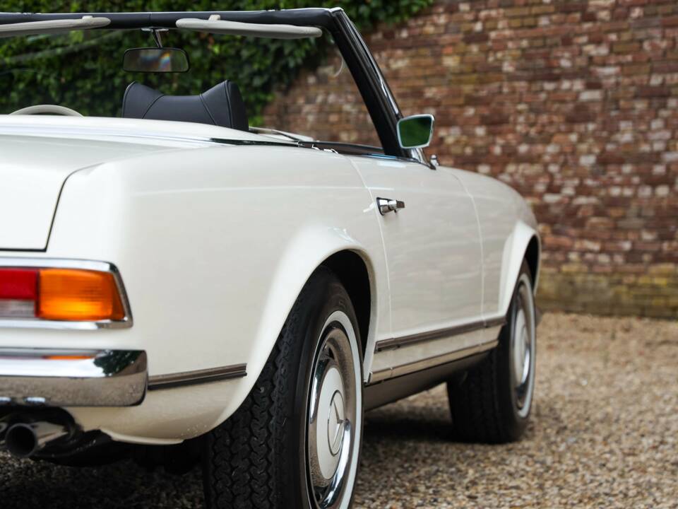 Image 48/50 de Mercedes-Benz 280 SL (1971)