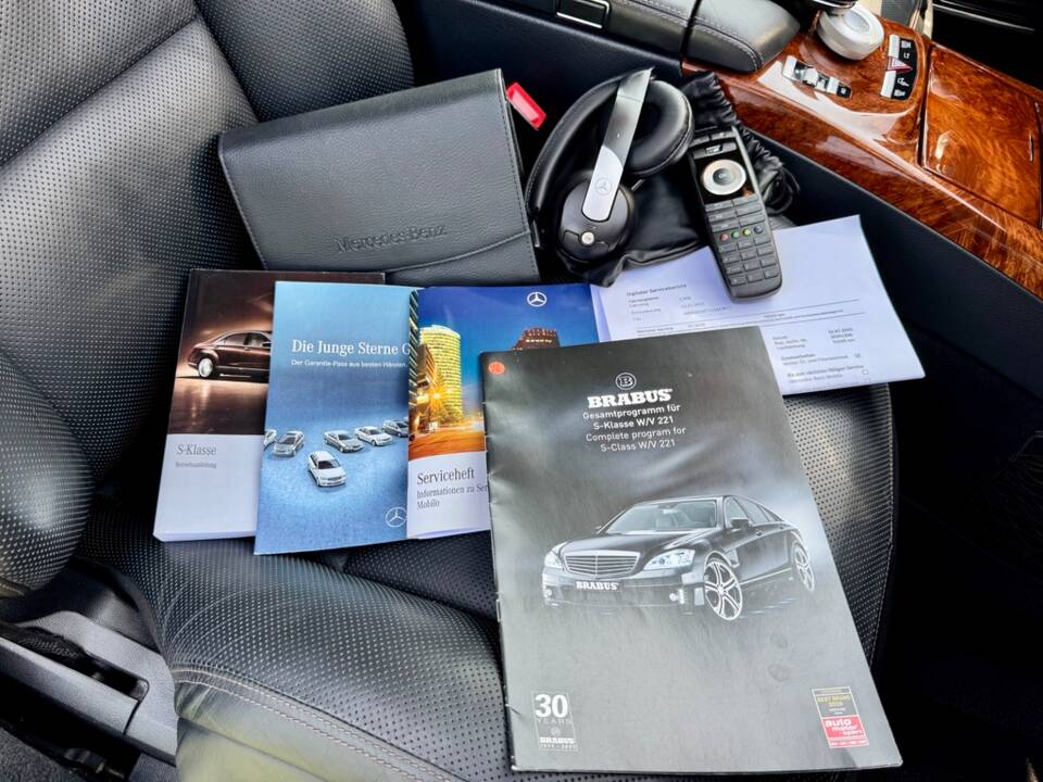 Bild 76/79 von Mercedes-Benz S 500 BlueEFFICIENCY (2011)