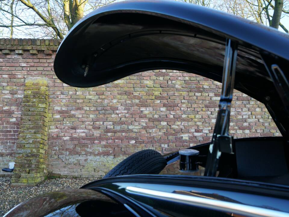 Image 34/50 of Volkswagen Beetle 1200 Standard "Oval" (1955)