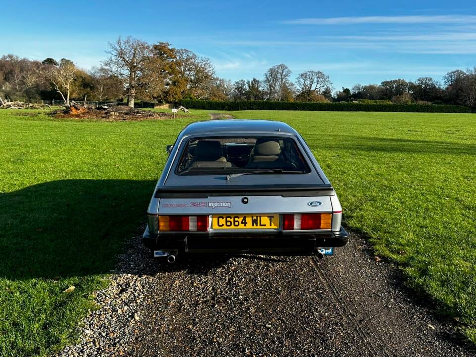 Bild 7/70 von Ford Capri 2,8i (1986)