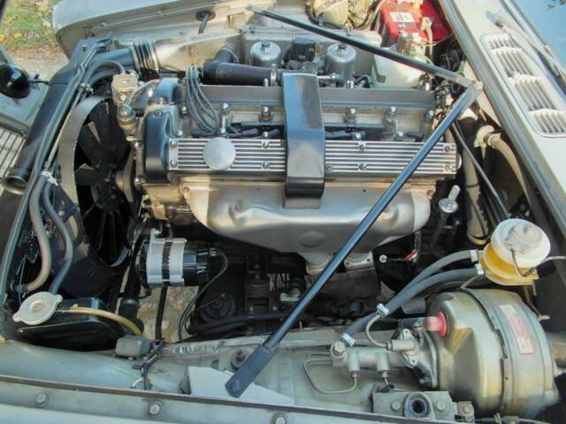 Image 59/60 of Jaguar XJ 6 4.2 (1972)