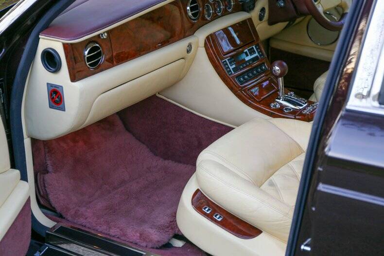 Afbeelding 22/50 van Bentley Arnage T 24 Mulliner (2002)