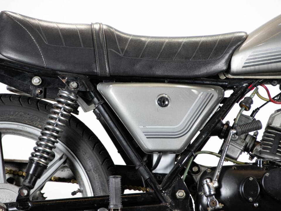 Image 34/50 of Cagiva SST 125 (1982)