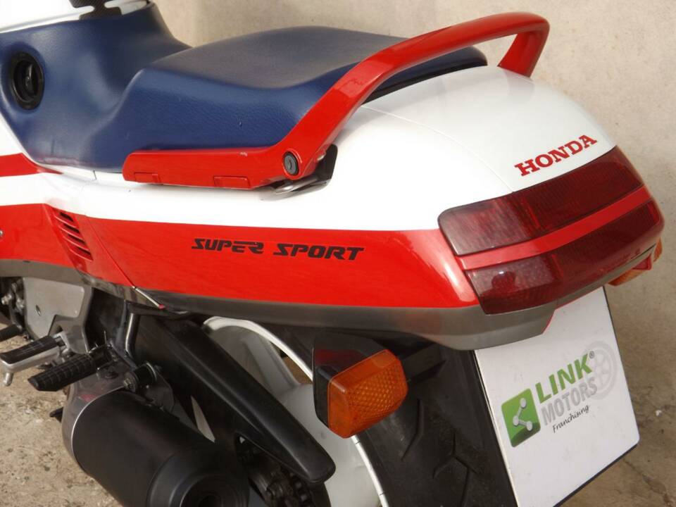 Immagine 19/50 di Honda CBR 1000F (1992)