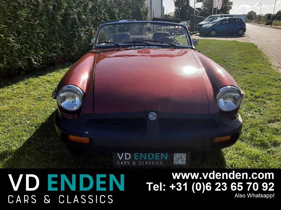 Image 3/25 of MG MGB (1980)