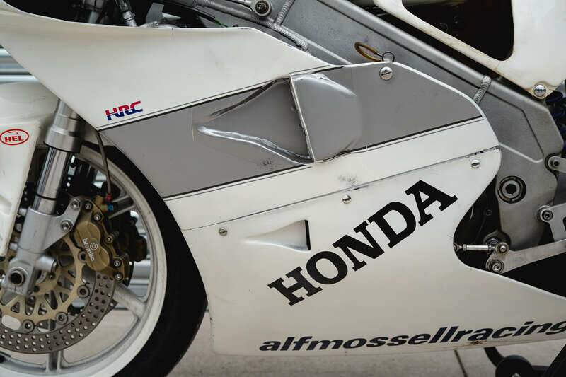 Bild 4/50 von Honda RS 250 RF (1993)