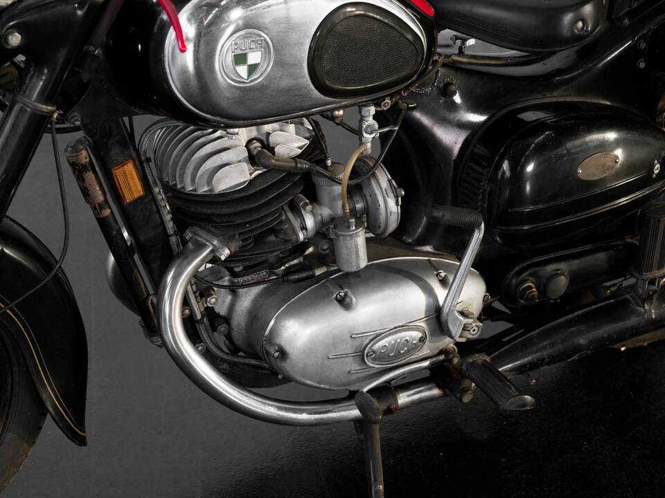 Image 2/14 of Puch 250 SG (1955)