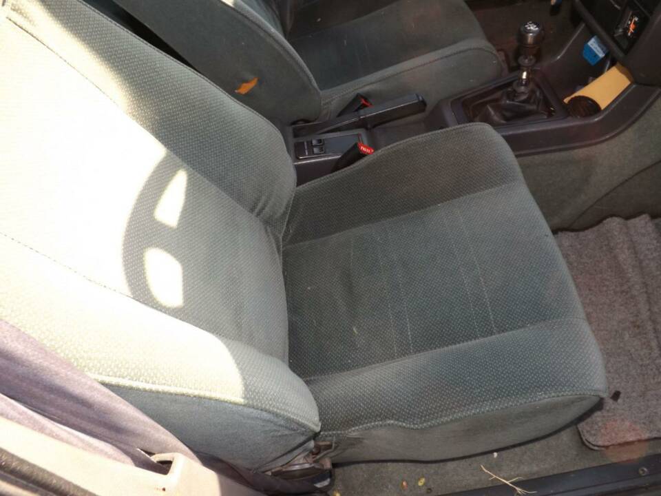 Immagine 39/50 di Volvo 360 GLE (1986)