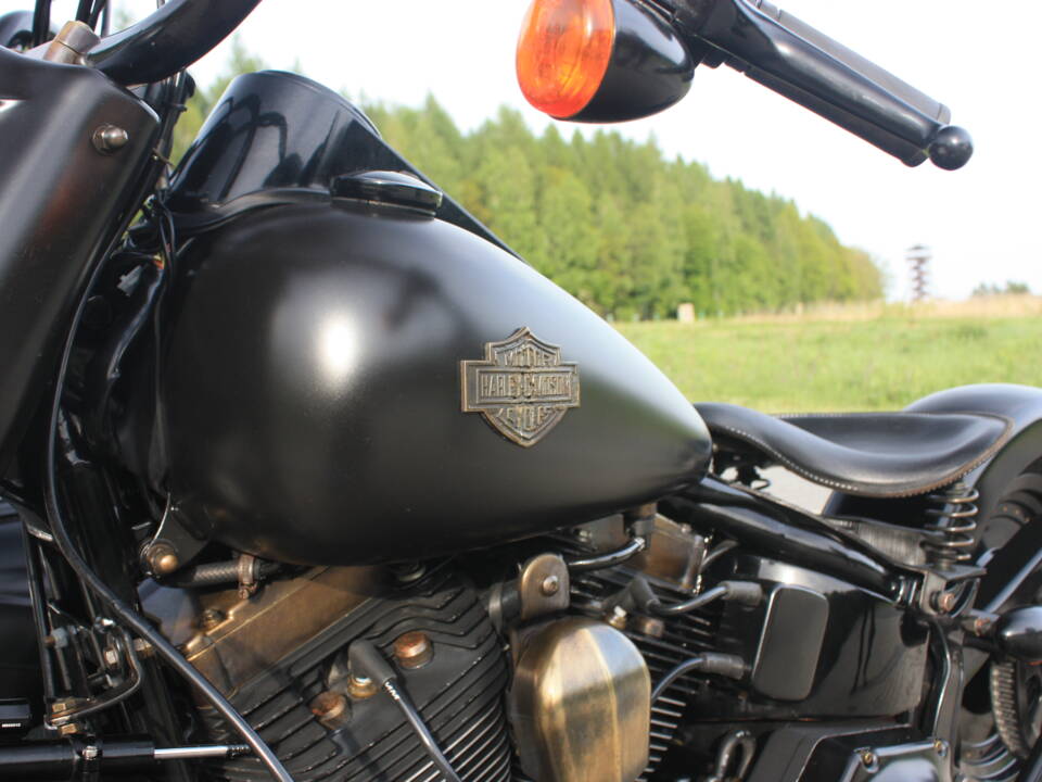 Image 10/33 of Harley-Davidson DUMMY (2004)