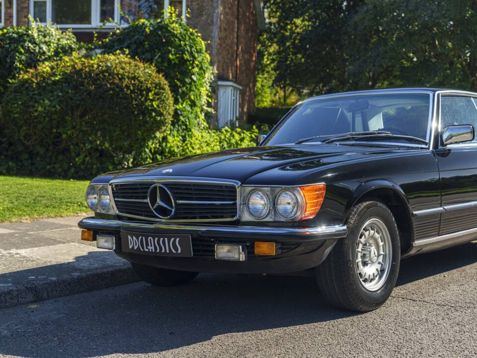 Image 7/26 of Mercedes-Benz 380 SLC (1981)