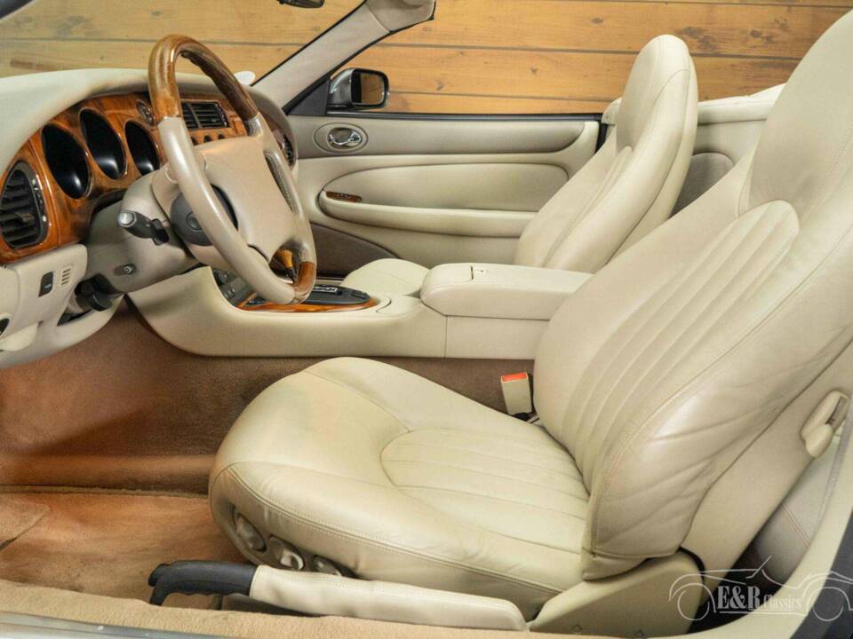 Bild 14/19 von Jaguar XK8 4.0 (1998)