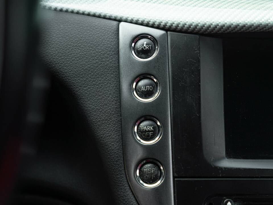 Bild 38/50 von Maserati GranTurismo 4.2 (2008)