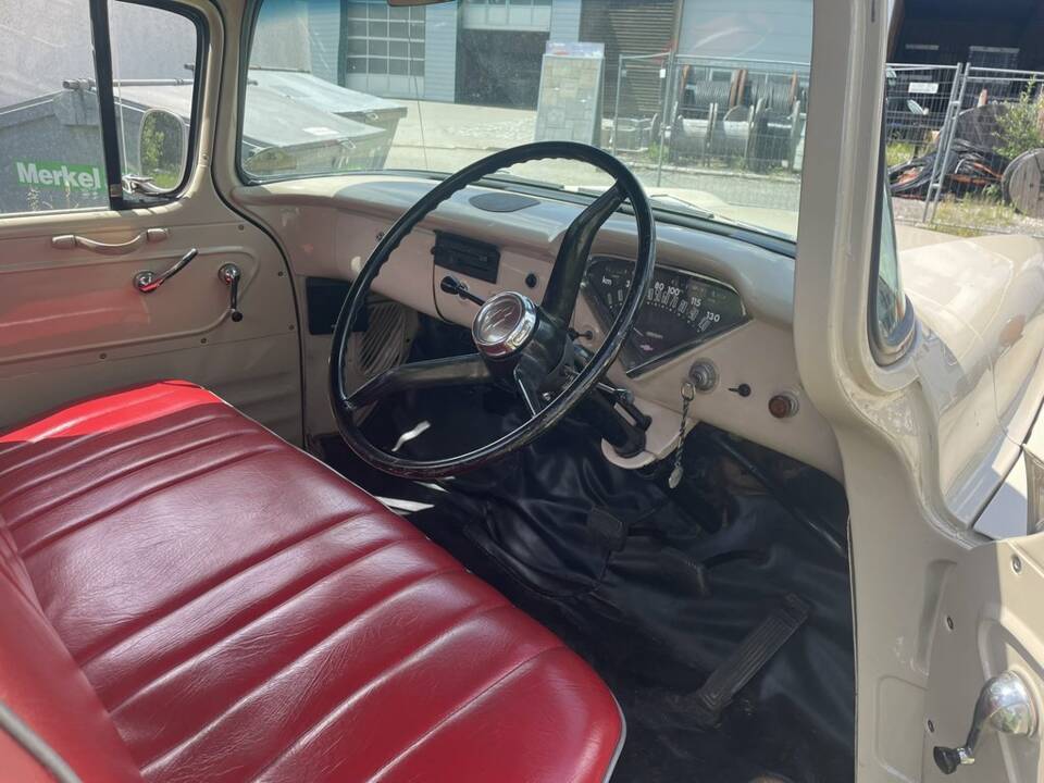 Immagine 2/8 di Chevrolet Apache Fleetside (1958)