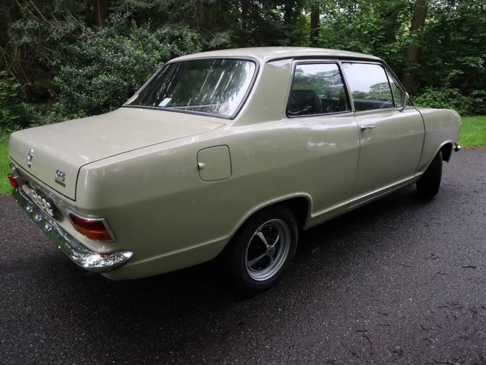 Bild 13/55 von Opel Kadett 1,1 S (1971)
