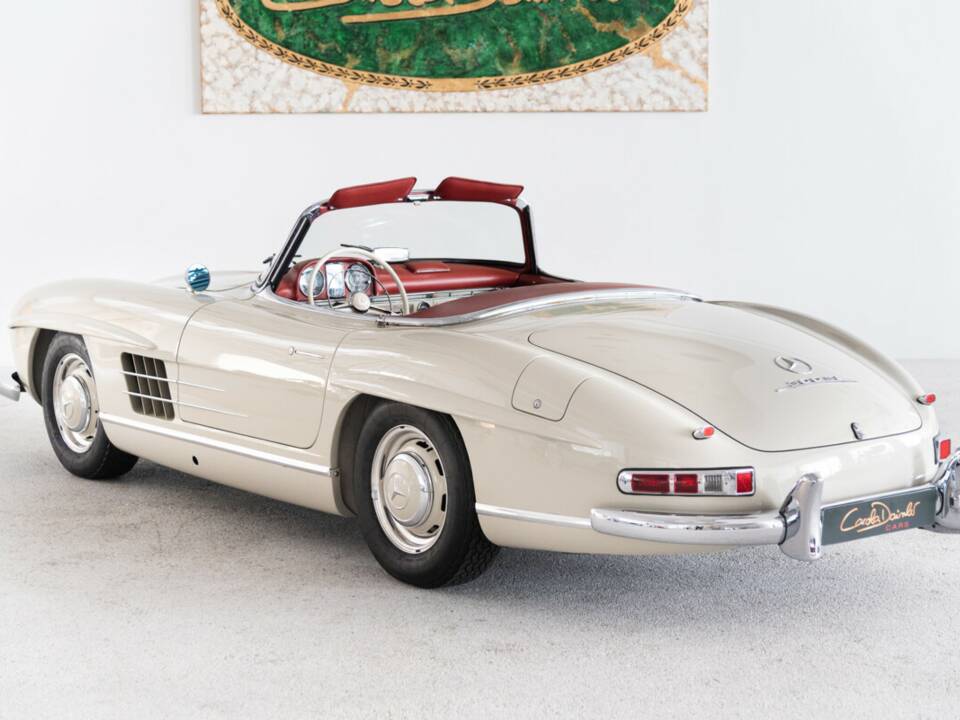 Image 6/50 of Mercedes-Benz 300 SL Roadster (1961)