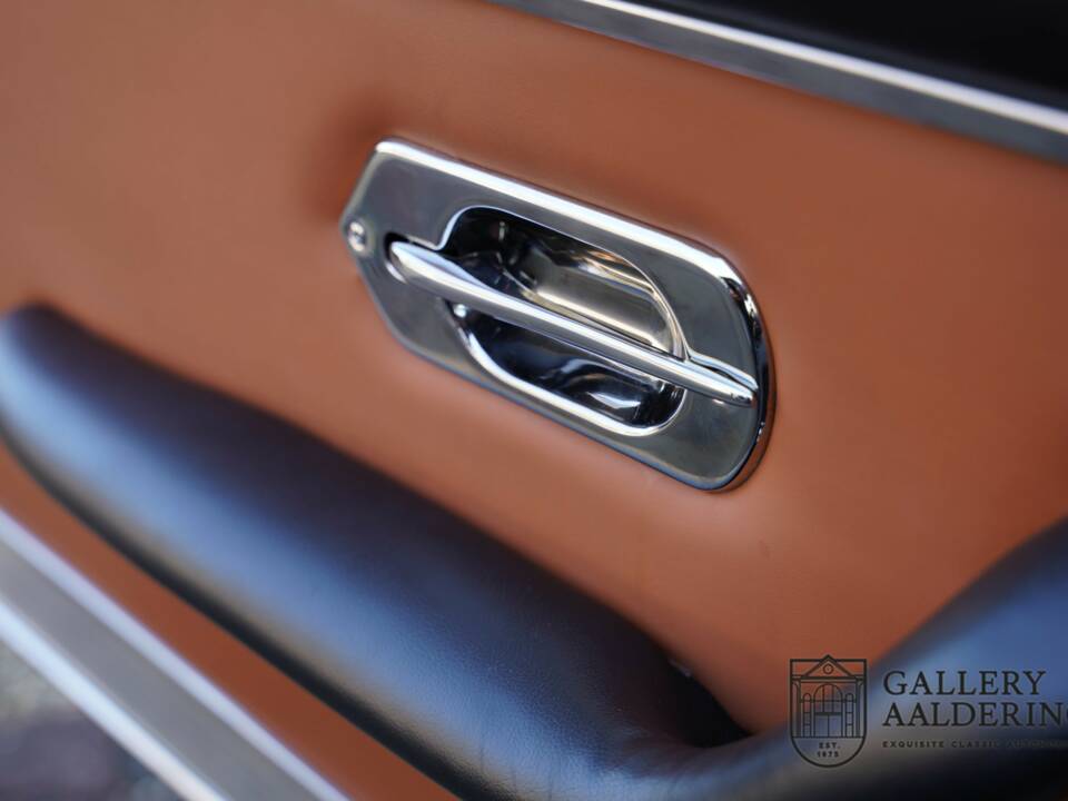 Imagen 33/50 de Ferrari 330 GT 2+2 (1965)