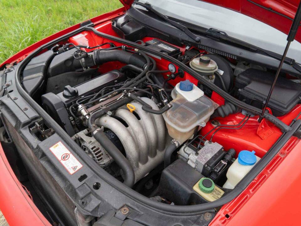 Image 21/40 de Audi A4 1.6 (1995)