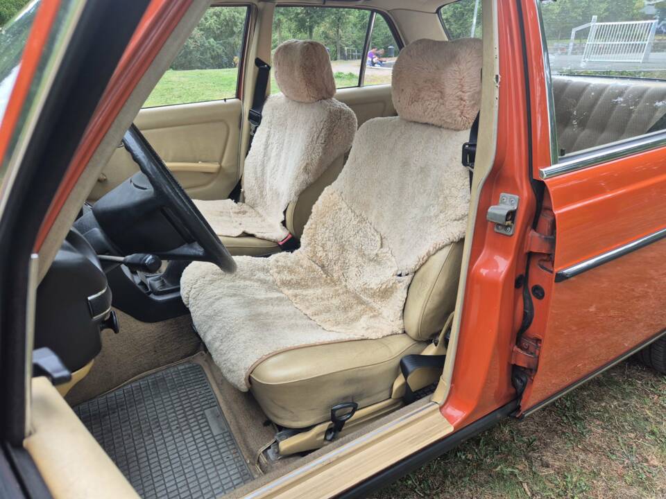 Image 10/41 of Mercedes-Benz 200 D (1981)