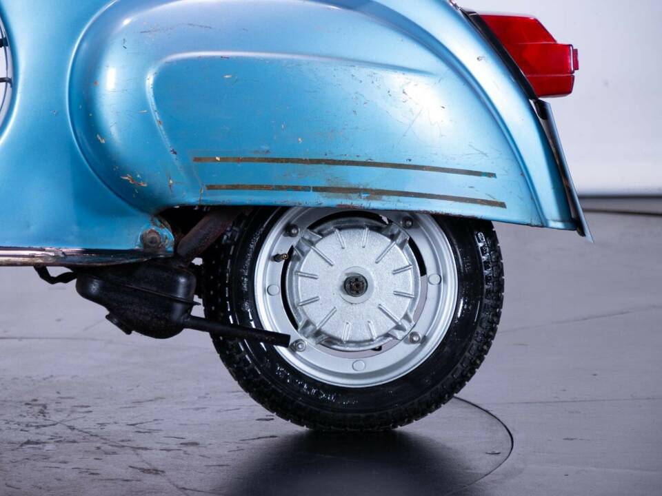 Bild 20/42 von Piaggio Vespa 50 Special (1972)