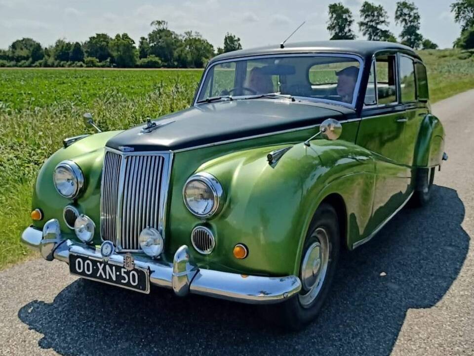 Imagen 2/7 de Armstrong-Siddeley Star Sapphire (1959)
