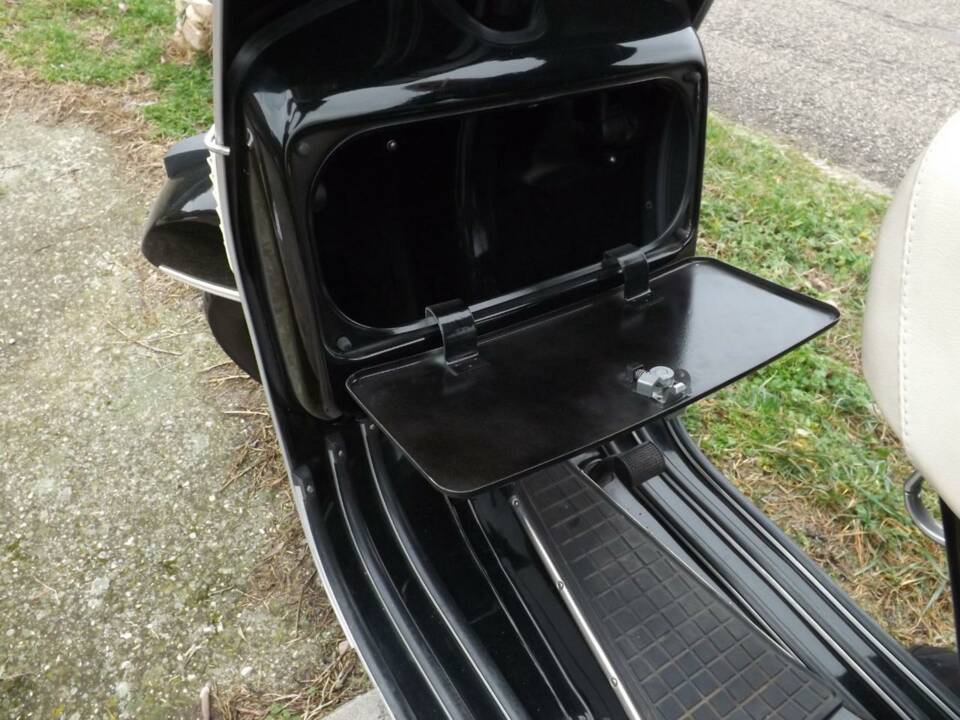 Immagine 46/50 di Piaggio Vespa PX 125 E (1983)