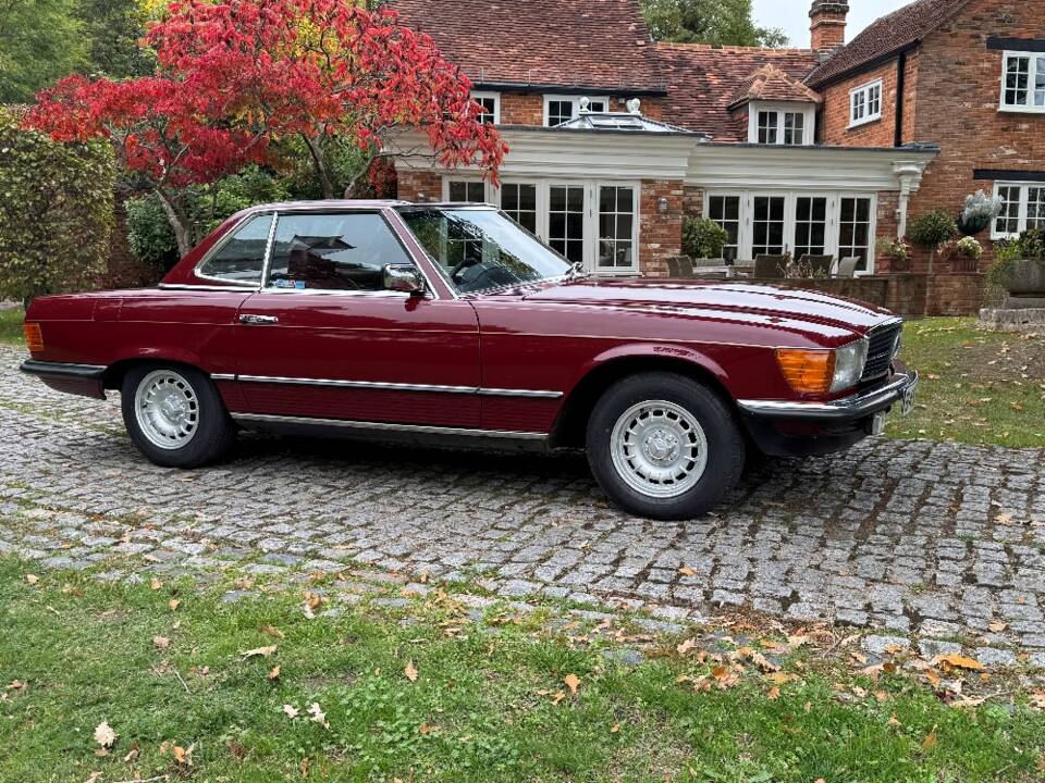 Immagine 4/29 di Mercedes-Benz 280 SL (1985)