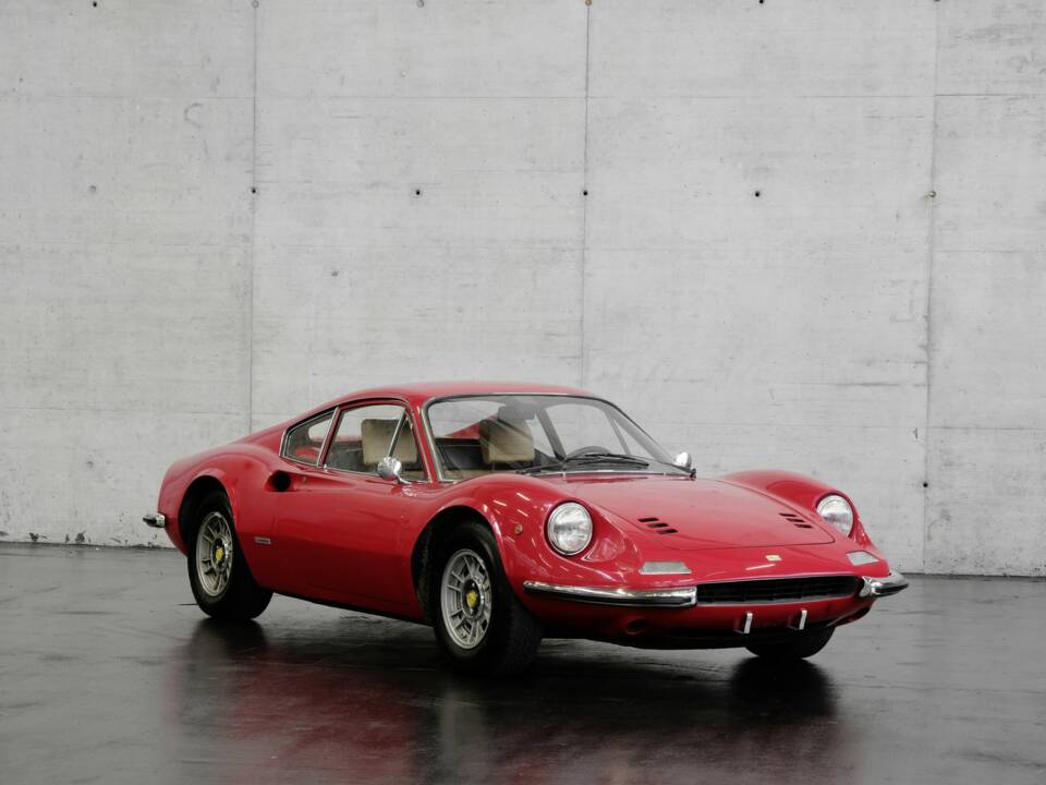Bild 13/50 von Ferrari Dino 246 GT (1969)