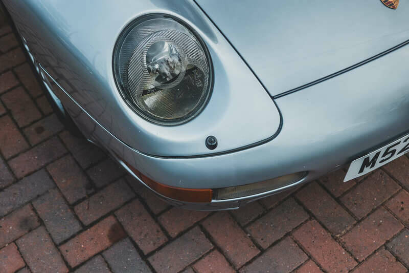 Image 45/50 of Porsche 911 Carrera (1994)