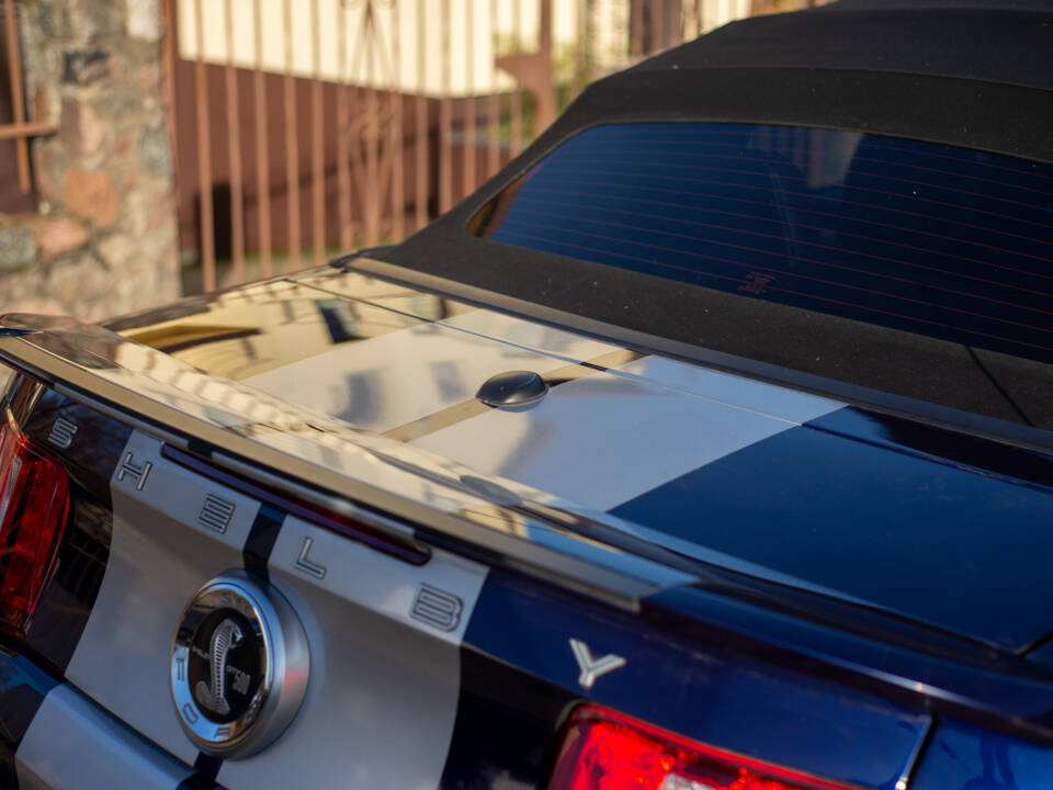 Image 21/99 of Ford Mustang Shelby GT 500 (2012)