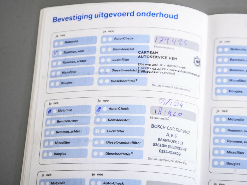 Afbeelding 50/50 van BMW 325i (2007)